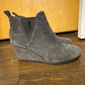 Tom suede booties